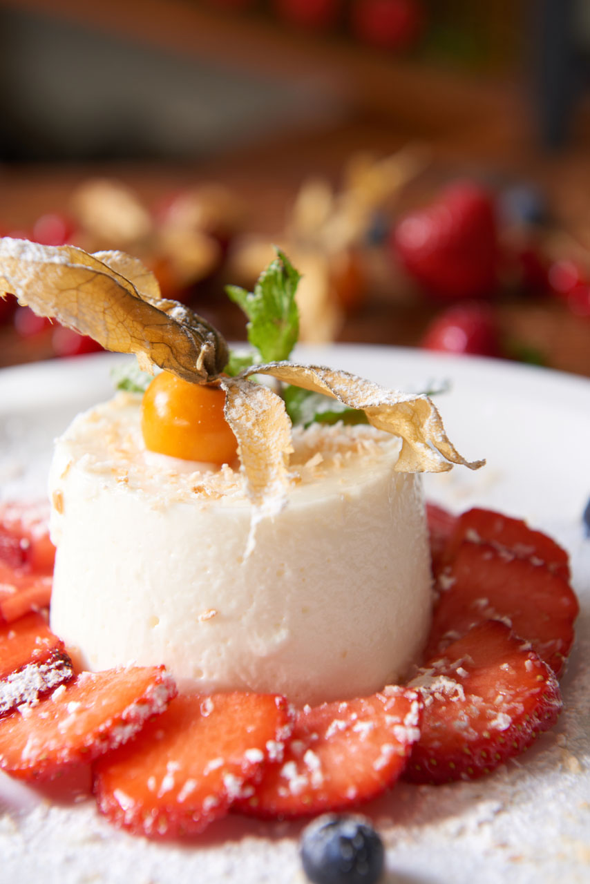 Food, Fotos, Fotografie, Foodfotografie,Dessert, Panacotta, Erdbeeren